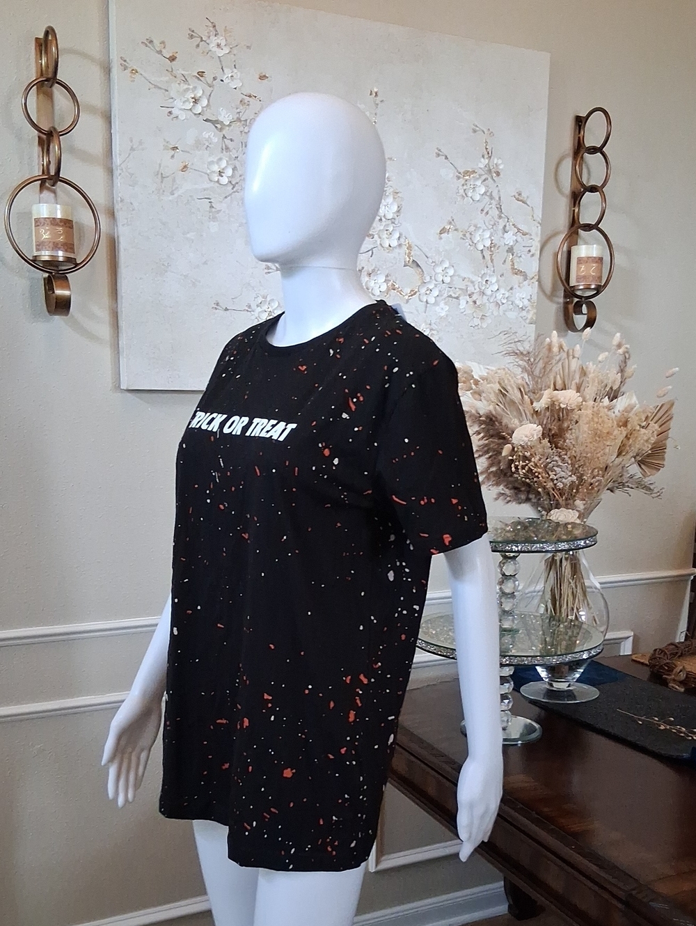 New Women's Trick or Treat Halloween Graphic Tee Short Sleeves Cotton Medium - Picture 7 of 14